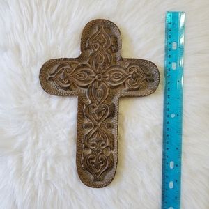 Cross wall decor